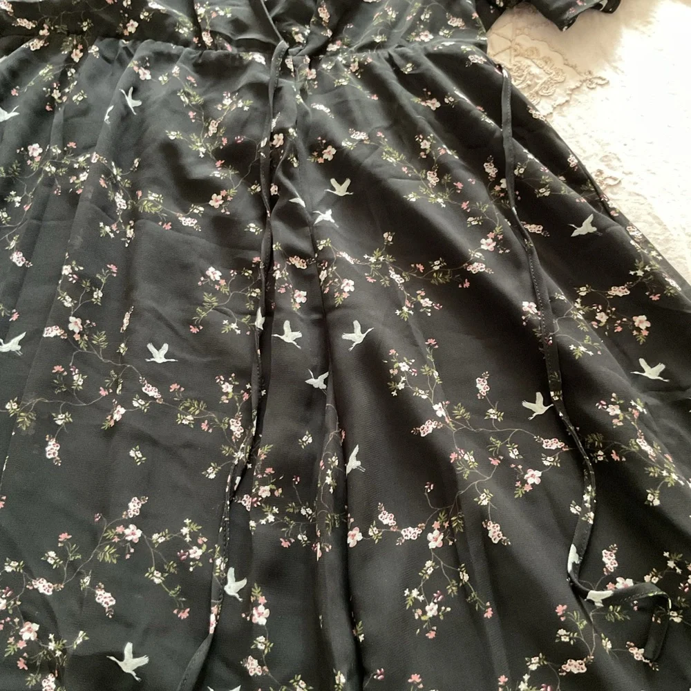 Torrid Black Floral Wrap Dress - Picture 4 of 7